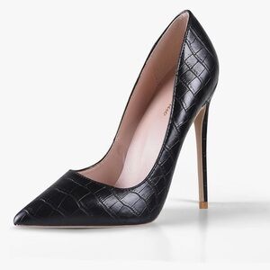 Black embossed crocodile Stiletto pointed pump